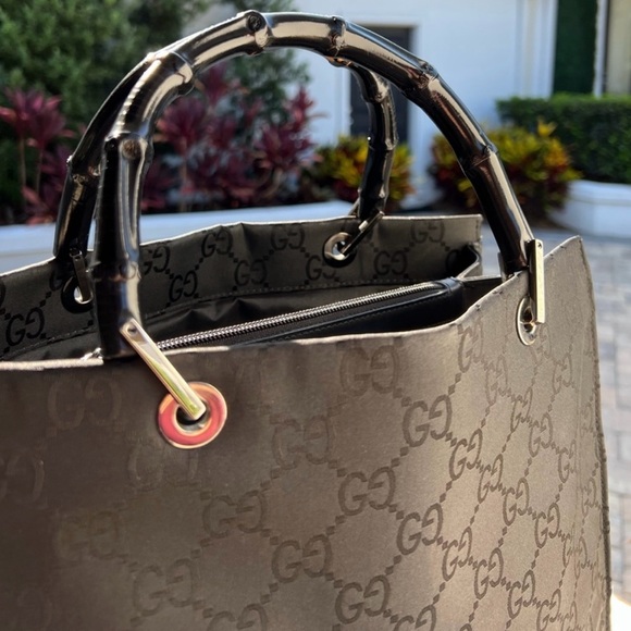Gucci GG Bamboo Canvas Tote Bag - Picture 2 of 11